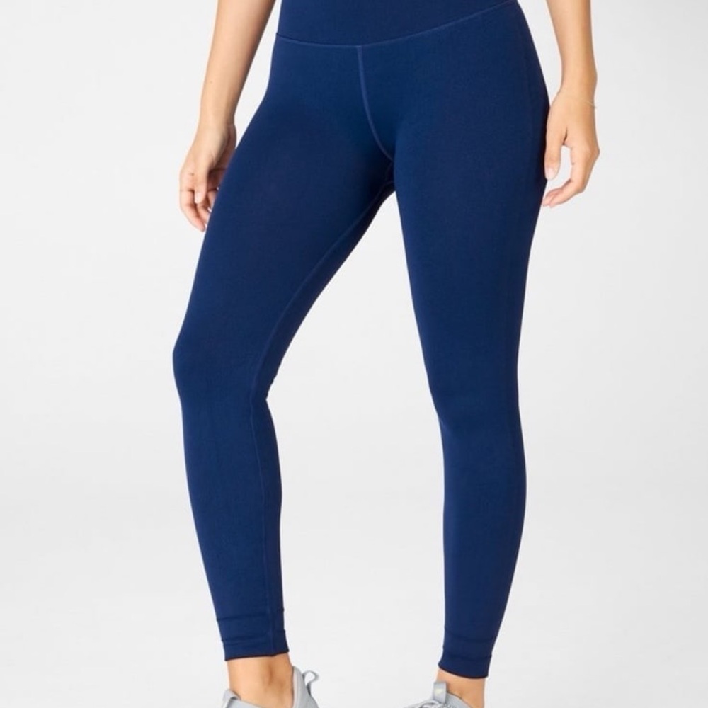 Women's Navy Blue Fabletics SculptKnit Leggings
